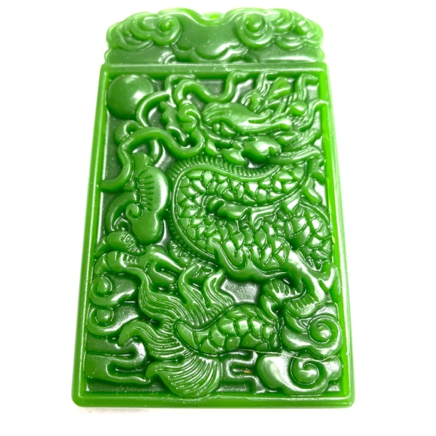 1056号绿色大山水牌吊坠