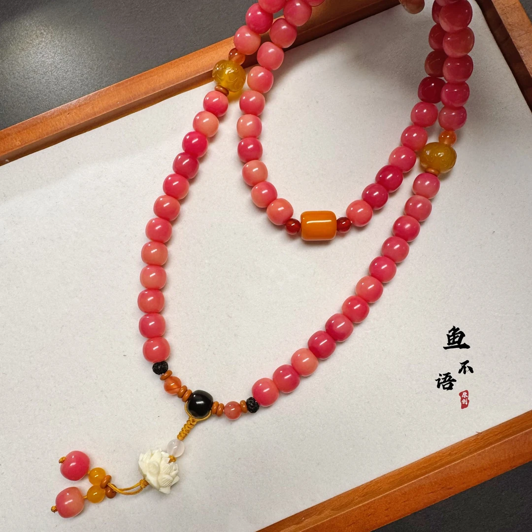 鱼不语 《樱桃酪》白玉菩提长款念珠毛衣链 天然蜜蜡玛瑙新中式文玩