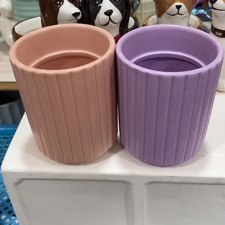 摆件陶盆有孔 瑕疵介意勿拍