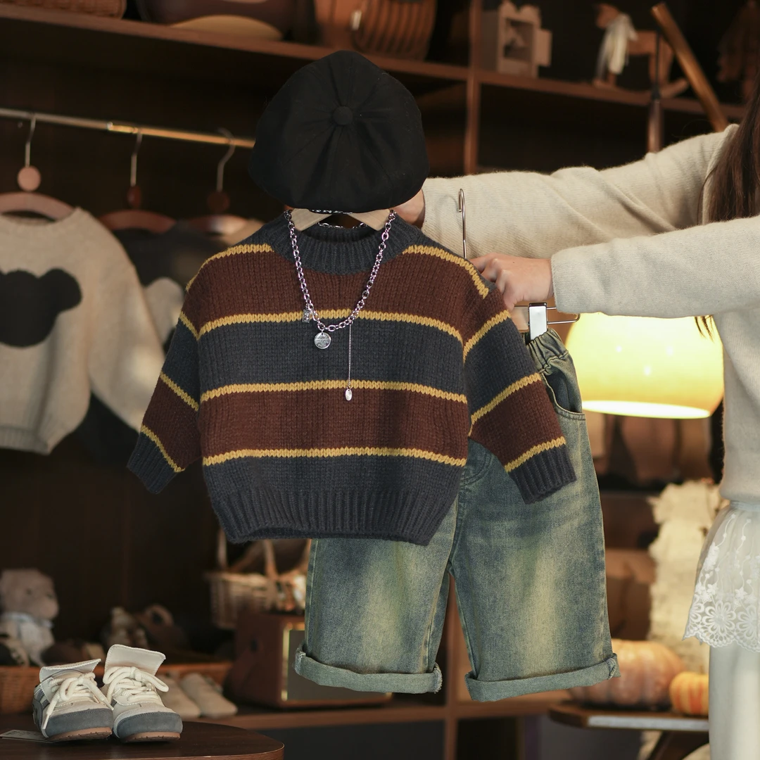 【俩只橙】《春》小彩虹~宽条纹红蓝色套头毛衣+猫须复古色牛仔裤