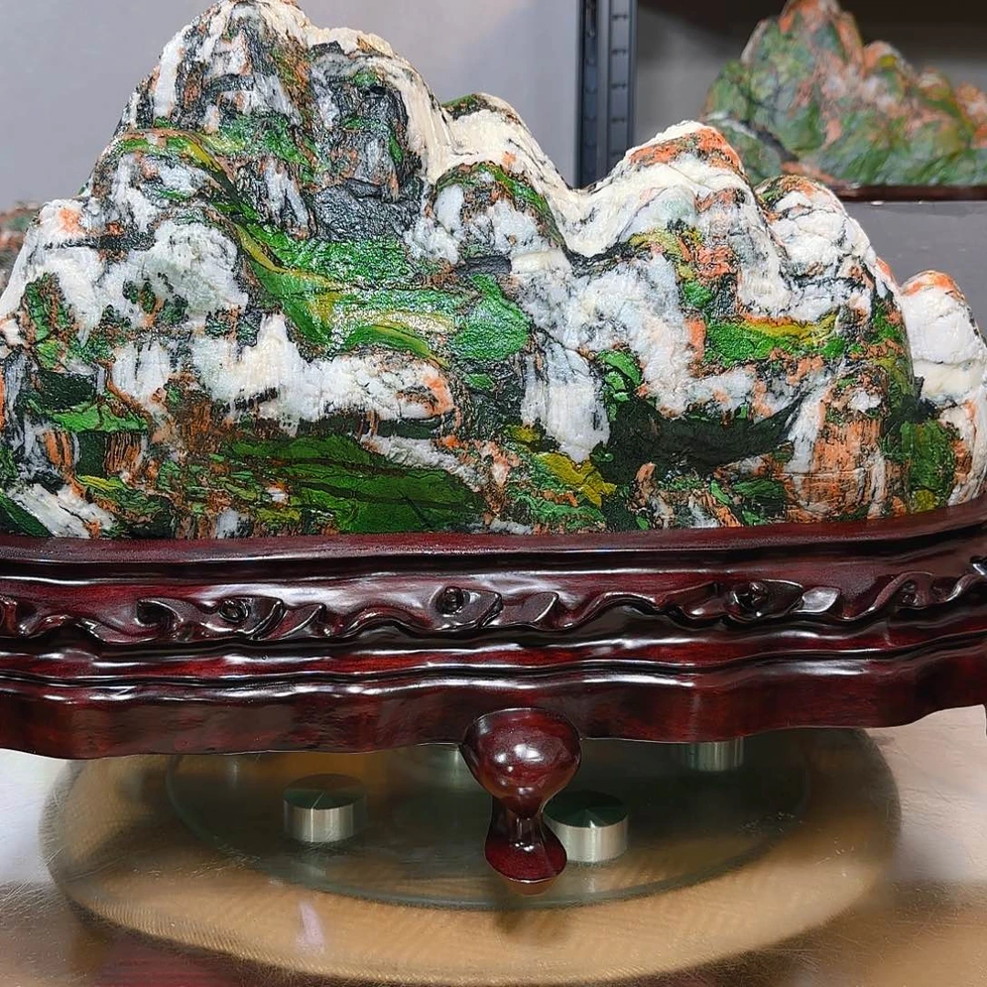 阮***敏青海七彩石石头摆件