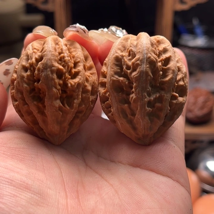 把件文玩核桃楸大胖72花