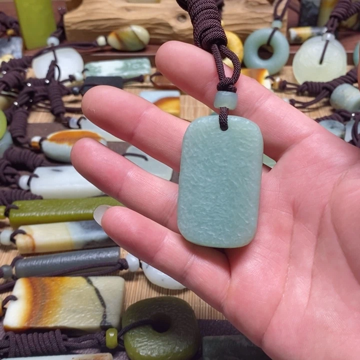 蛇纹石玉挂件未镶嵌◽️***