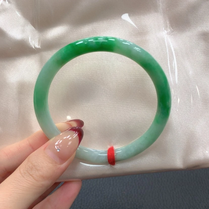 【闪购商品】翡翠手镯未镶嵌翡翠
