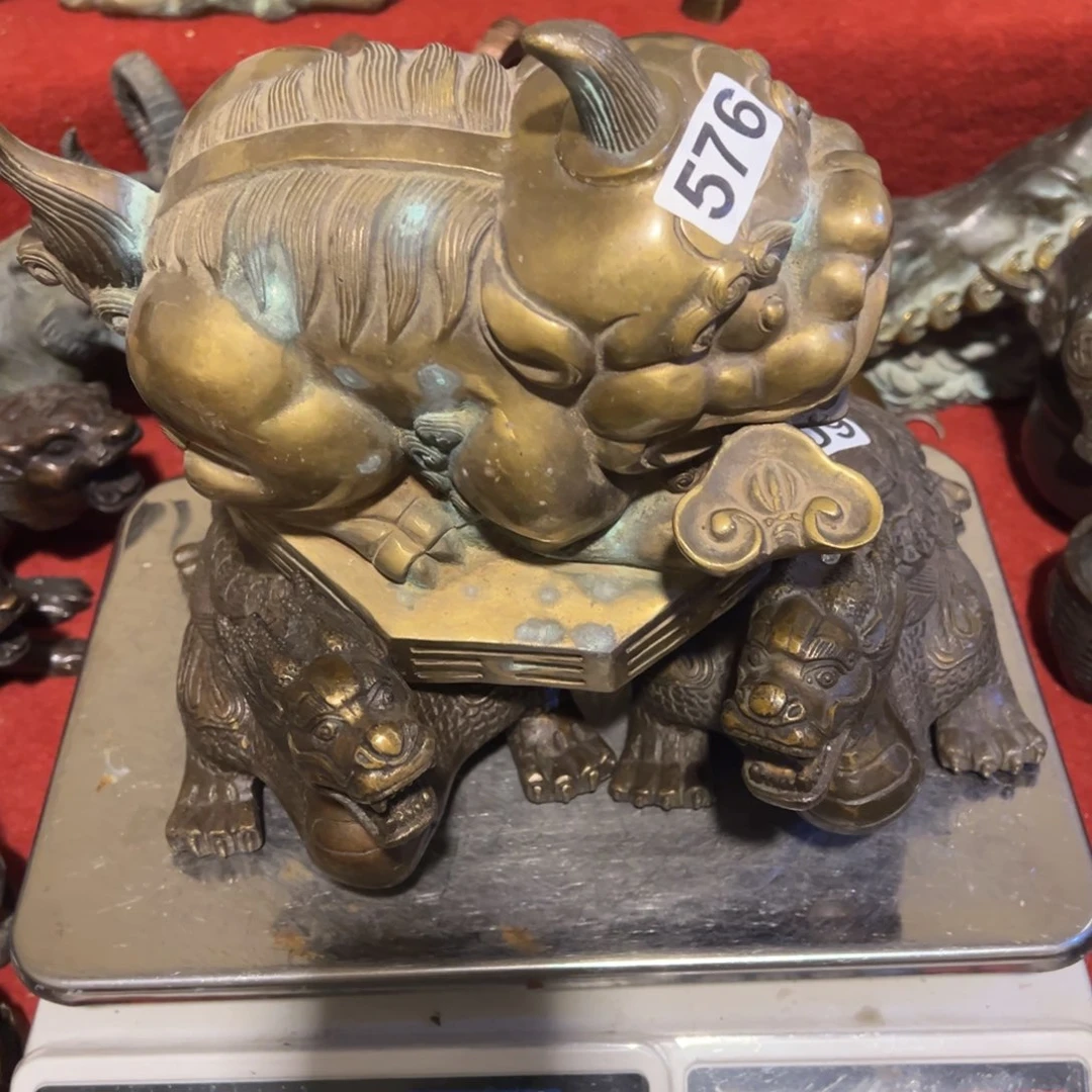 可***宠黄铜摆件，文房摆件