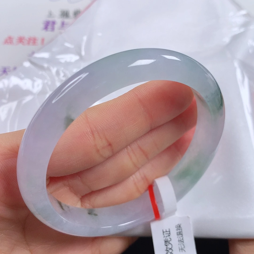 翡翠手镯未镶嵌 正圈①①⑧