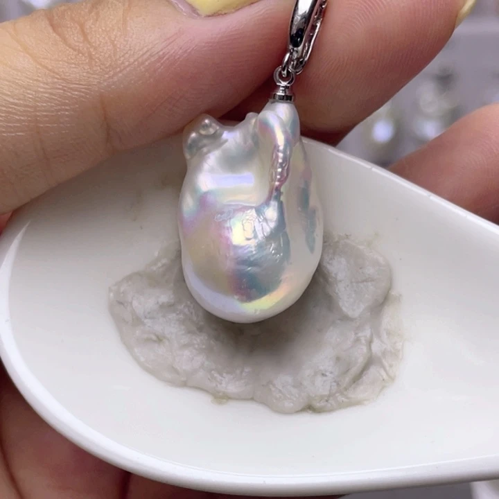 颈饰合金淡水珍珠