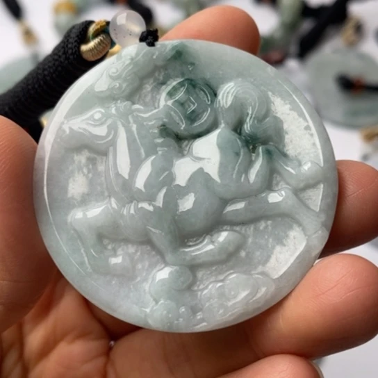 翡翠未镶嵌挂件翡翠