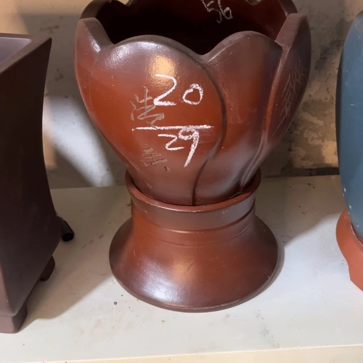 紫砂花盆紫砂花盆