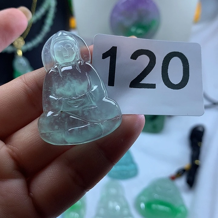 翡翠未镶嵌吊坠(赠链)