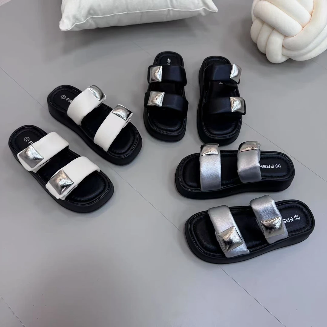 2025夏季新款时尚休闲厚底一字拖女款凉鞋 8801