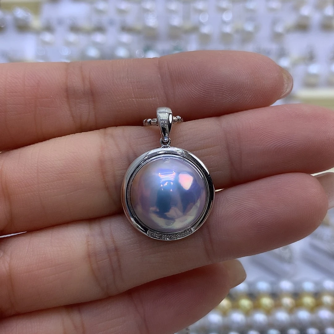 时***毛吊坠(不含链)18K金镶嵌拼合珍珠（马贝珠）15mm