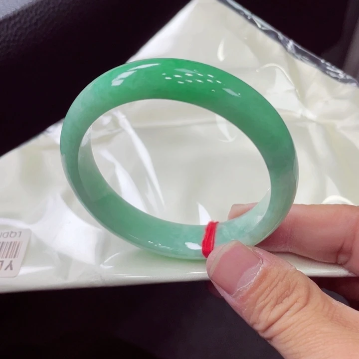 未镶嵌手镯翡翠翡翠