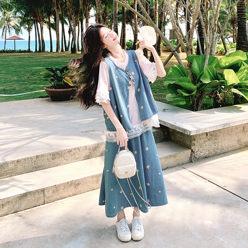 夏季减龄一整套绝美穿搭大方得体设计感刺绣牛仔马甲半身裙三件套