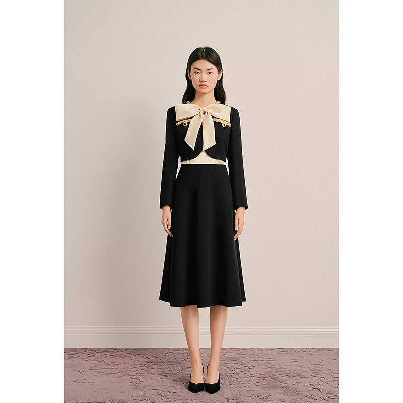 OBBLIGATO奥丽嘉朵专选2025早春新品蝴蝶结钻扣连衣裙1C65105340