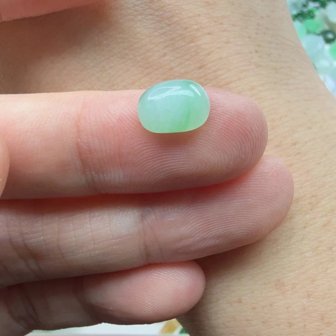 @****翡翠未镶嵌颈饰135