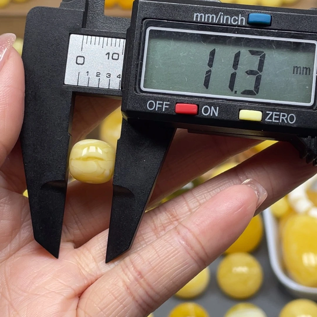 蜜蜡裸石未镶嵌淡***欢