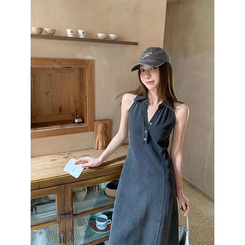韩版复古挂脖牛仔Polo领无袖连衣裙女2025夏季新款收腰显瘦长裙子
