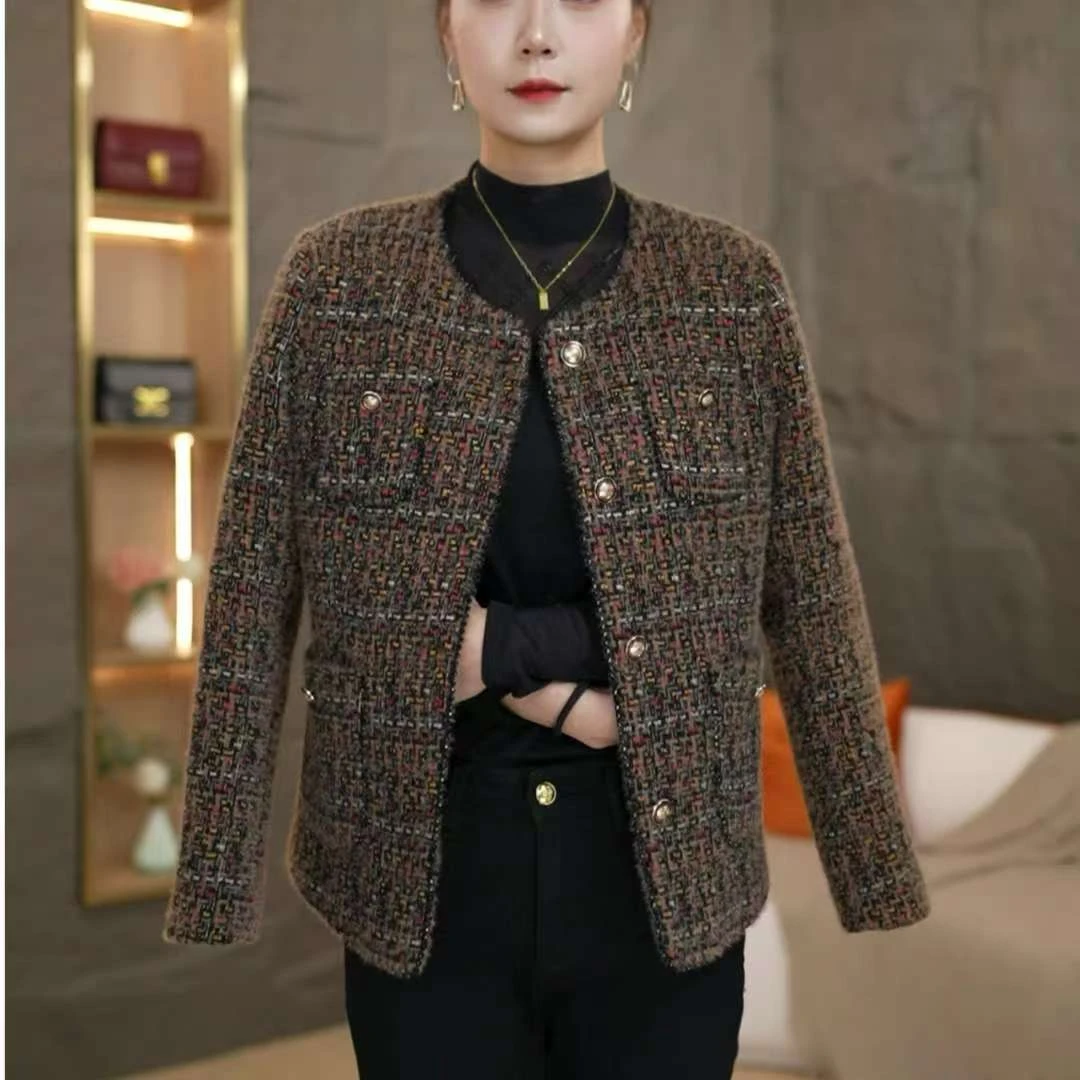 【衣品沫尔】2024年秋季新款安哥拉红小香风外套中年雅丹风贵气显白