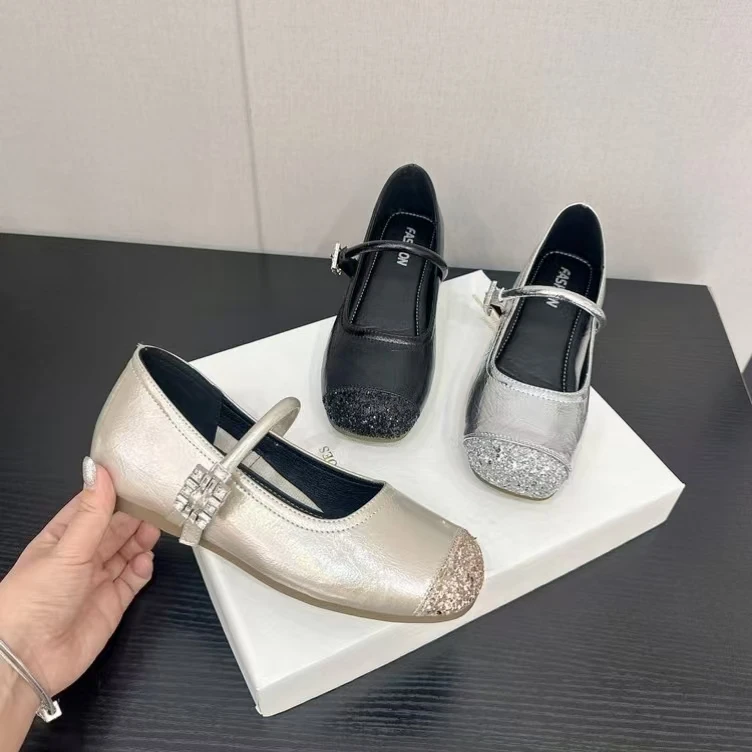 （夏）夏季2025年新款法式气质百搭亮面拼色设计感时尚单鞋L503-1