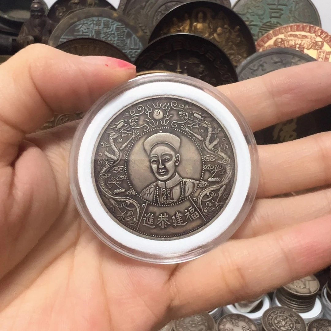 金属复古风格摆件