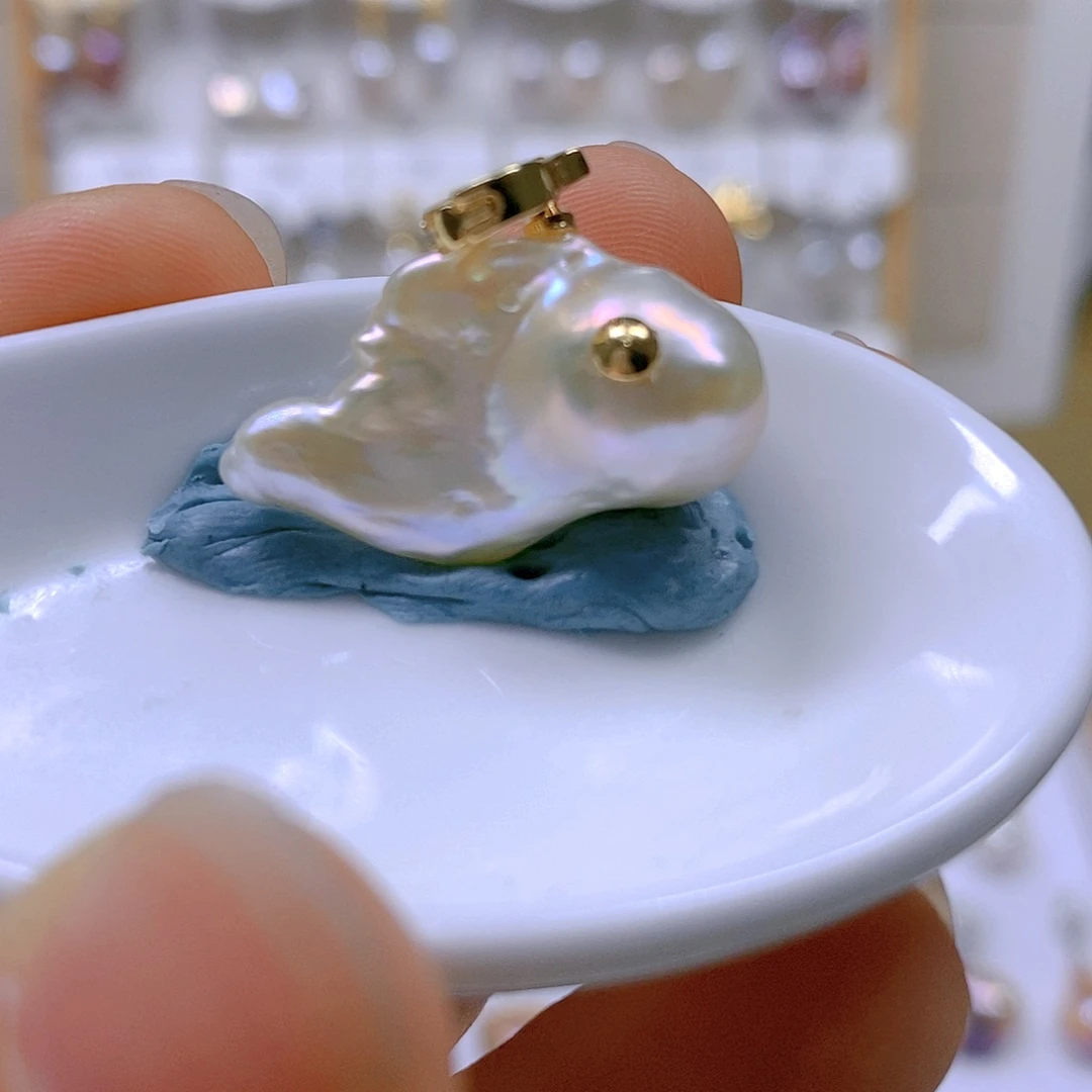 淡水珍珠颈饰合金