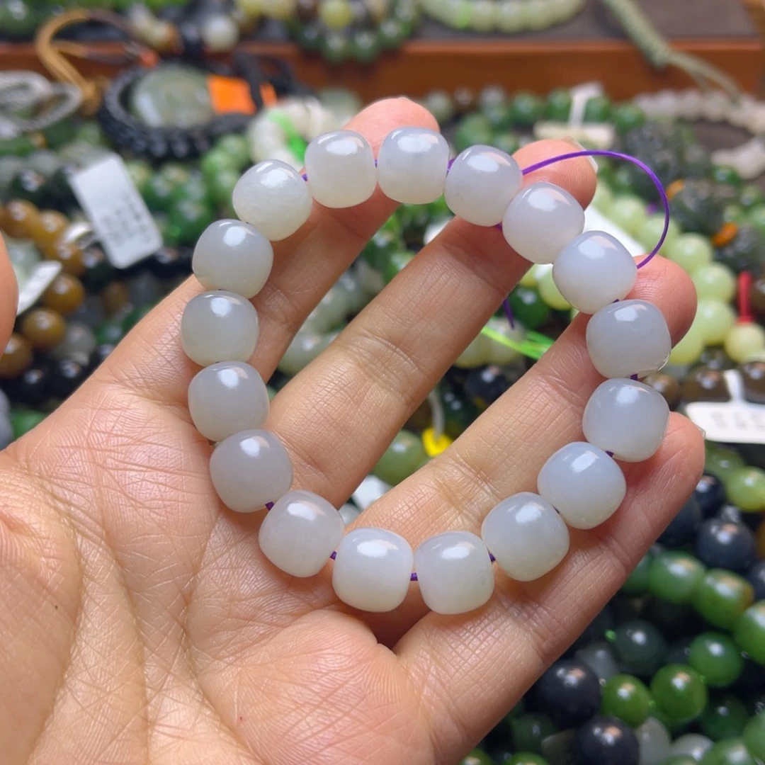 和田玉未镶嵌手链