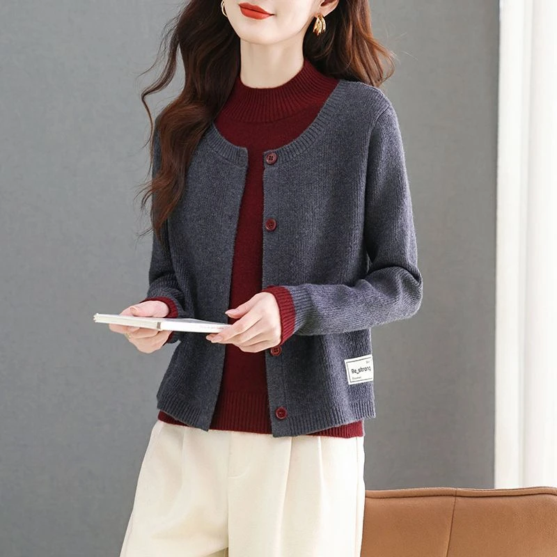 秋冬新款时尚洋气针织拼接毛衣开衫外套半高领打底衫假两件上衣女