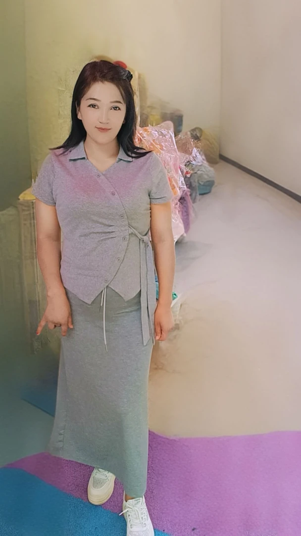 V领常规款短袖立体装饰针织T恤褶皱套装休闲千金风