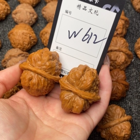 桃核吊坠我是第一百个