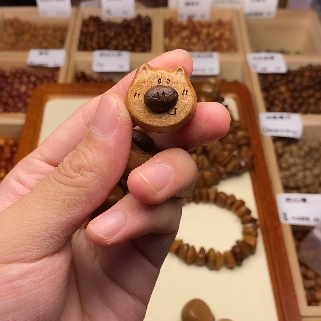 非洲檀香无事牌一个