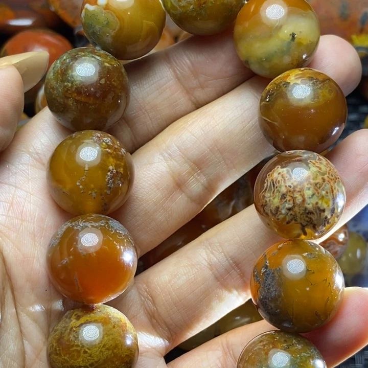 玛瑙/玉髓颈饰未镶嵌(