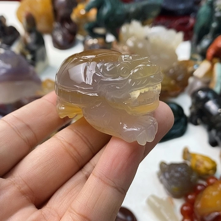 未镶嵌颈饰玛瑙/玉髓