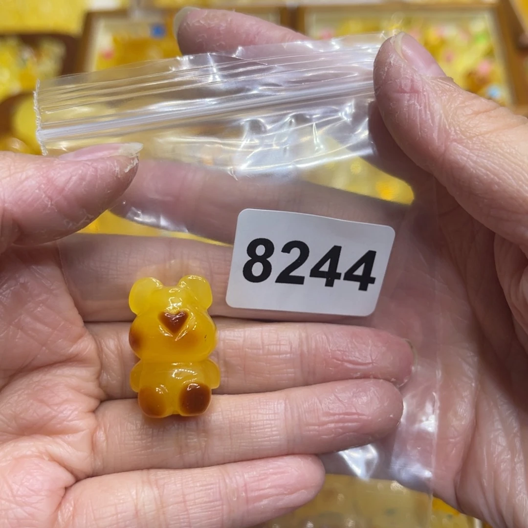 未镶嵌颈饰琥珀蜜蜡