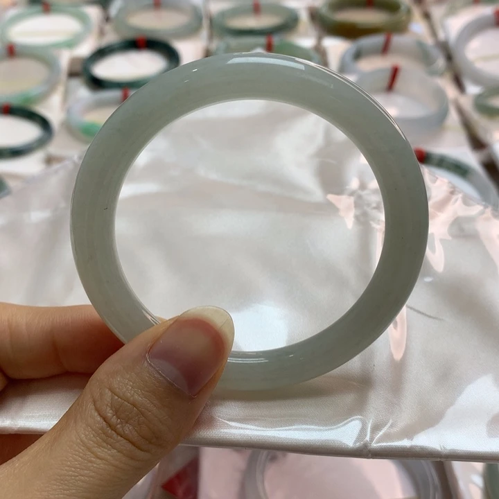翡翠未镶嵌手镯圆条56