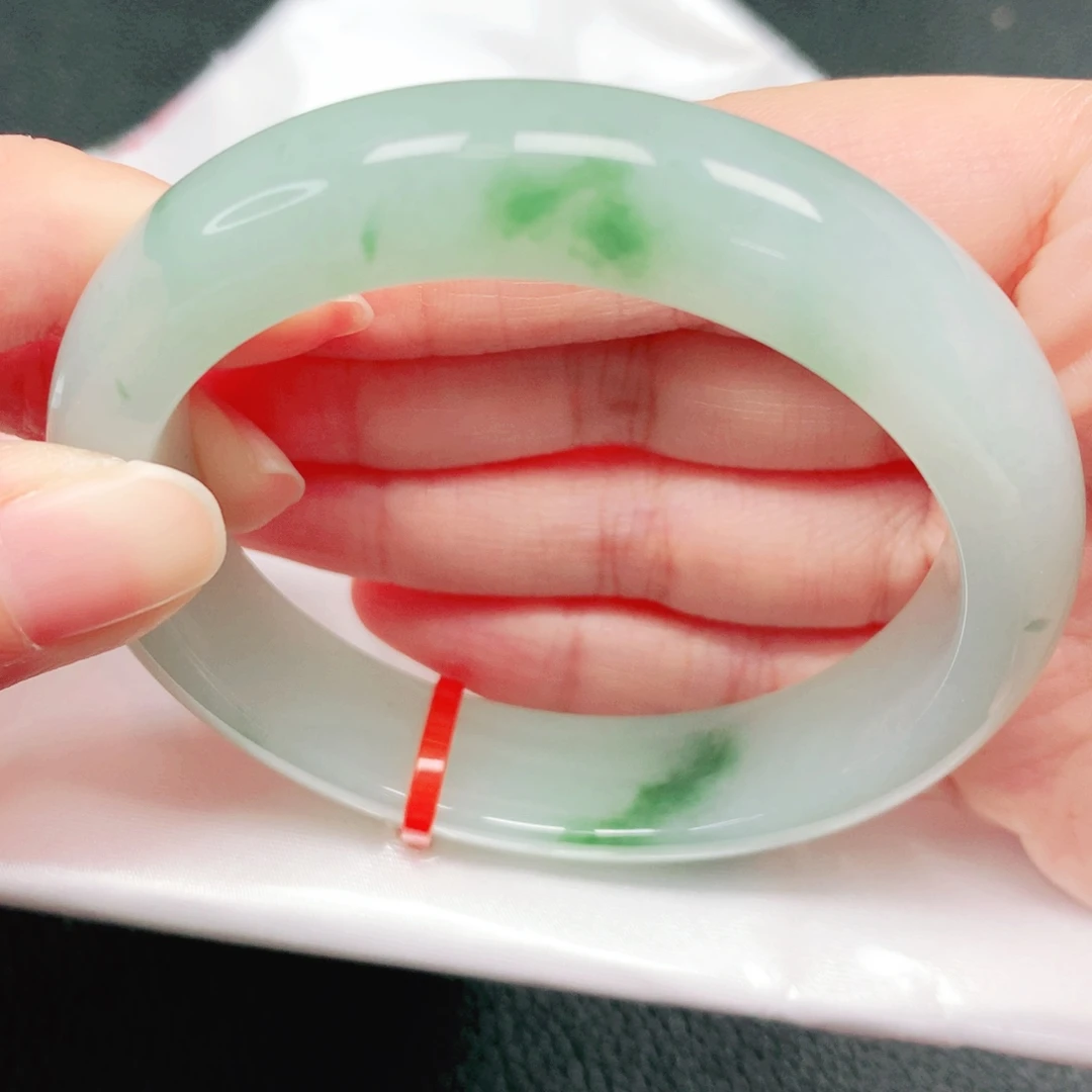 翡翠未镶嵌手镯56圈