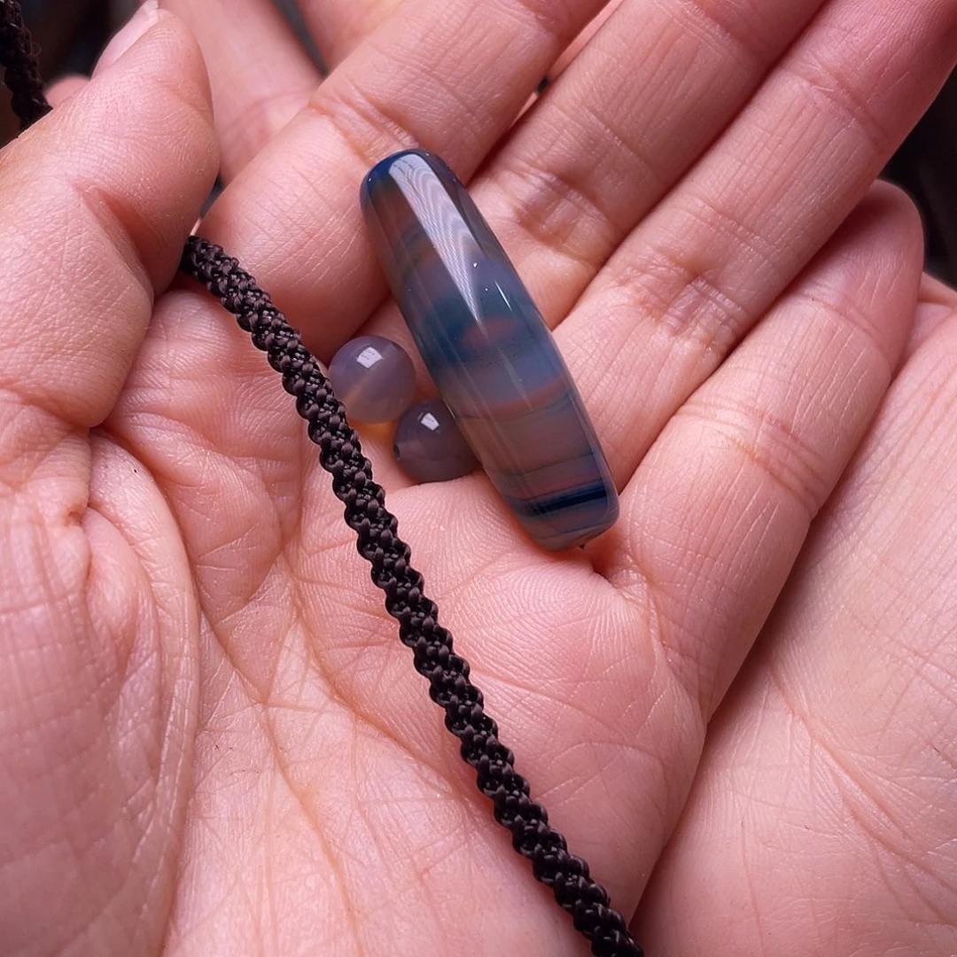 未镶嵌玛瑙/玉髓珠宝奇石?****ᴳ拍2发手上