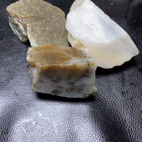 和田玉珠宝奇石未镶嵌