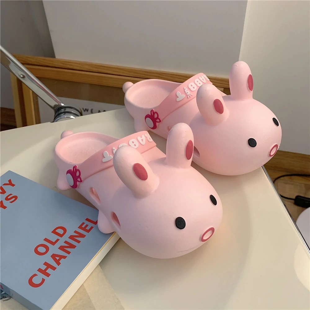 2025新款小兔子包头拖鞋女夏季外穿室内可爱洞洞鞋网红仙女超火爆