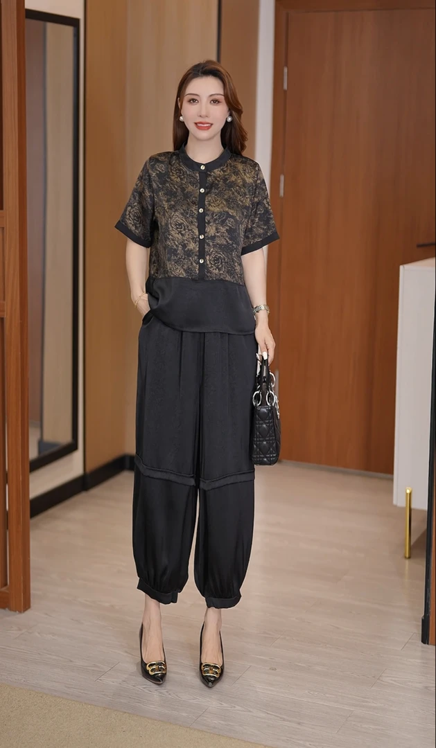 夏季大码中老年时尚减龄半开扣圆领妈妈装大码宽松气质休闲套装