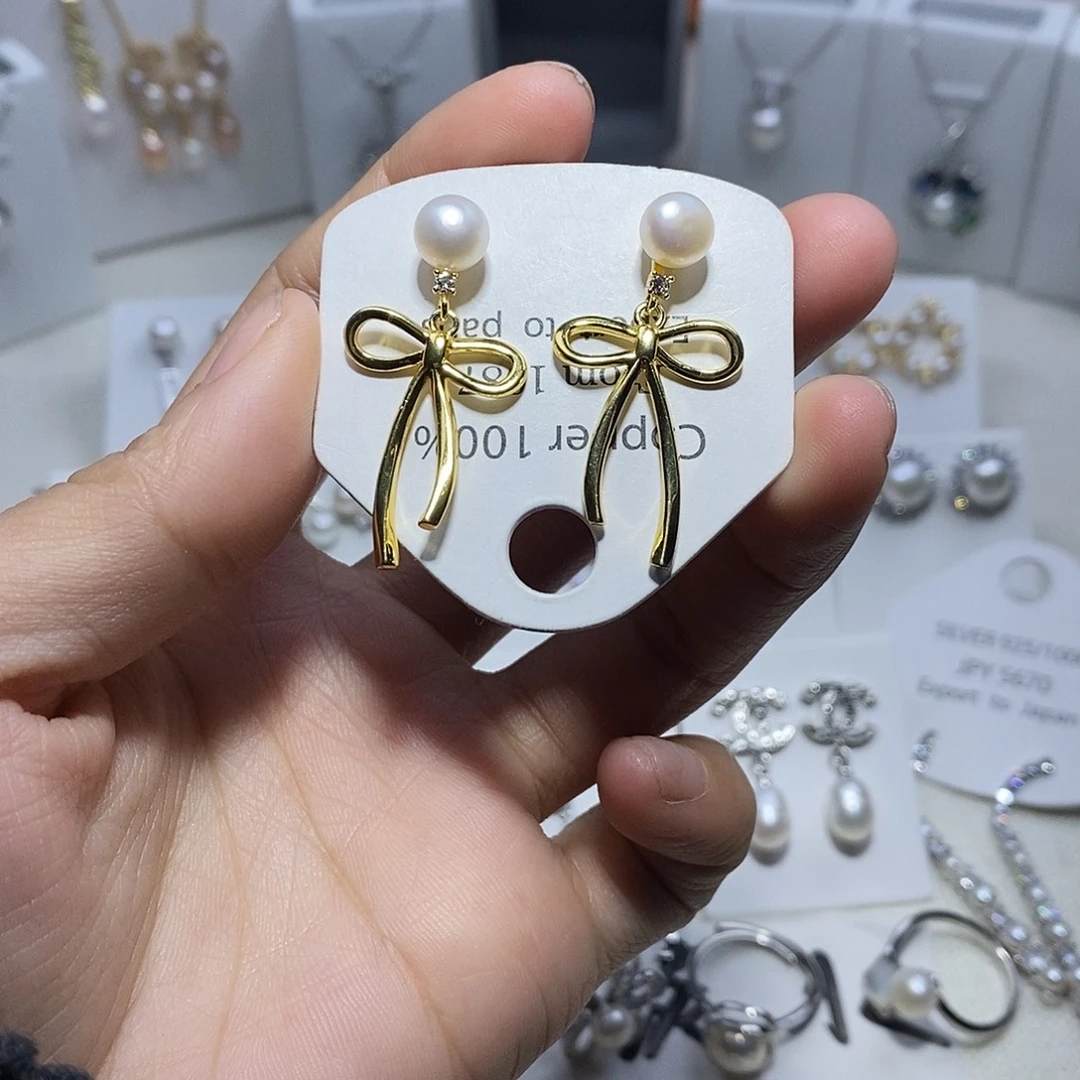 淡水珍珠未镶嵌耳饰