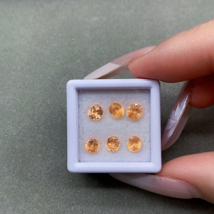 石榴石（芬达石）珠宝半成品未镶嵌