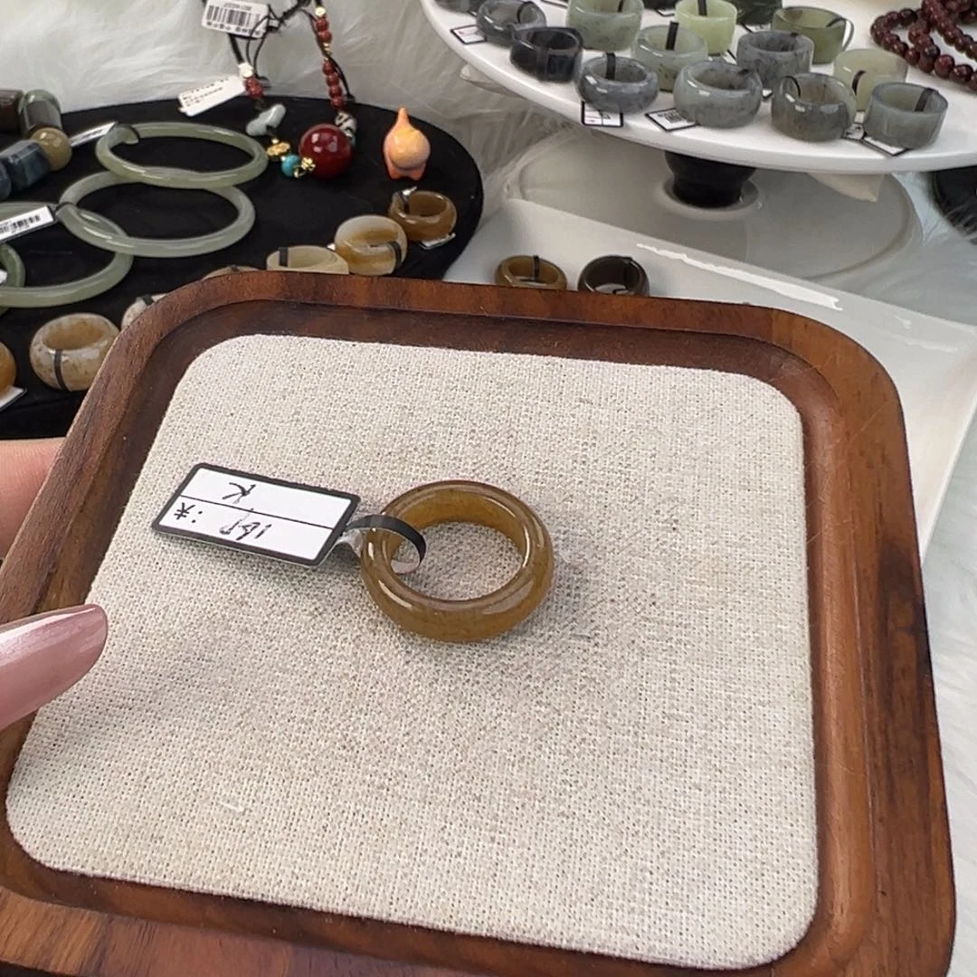 和田玉未镶嵌戒指N88红糖细条直径16.2不退换