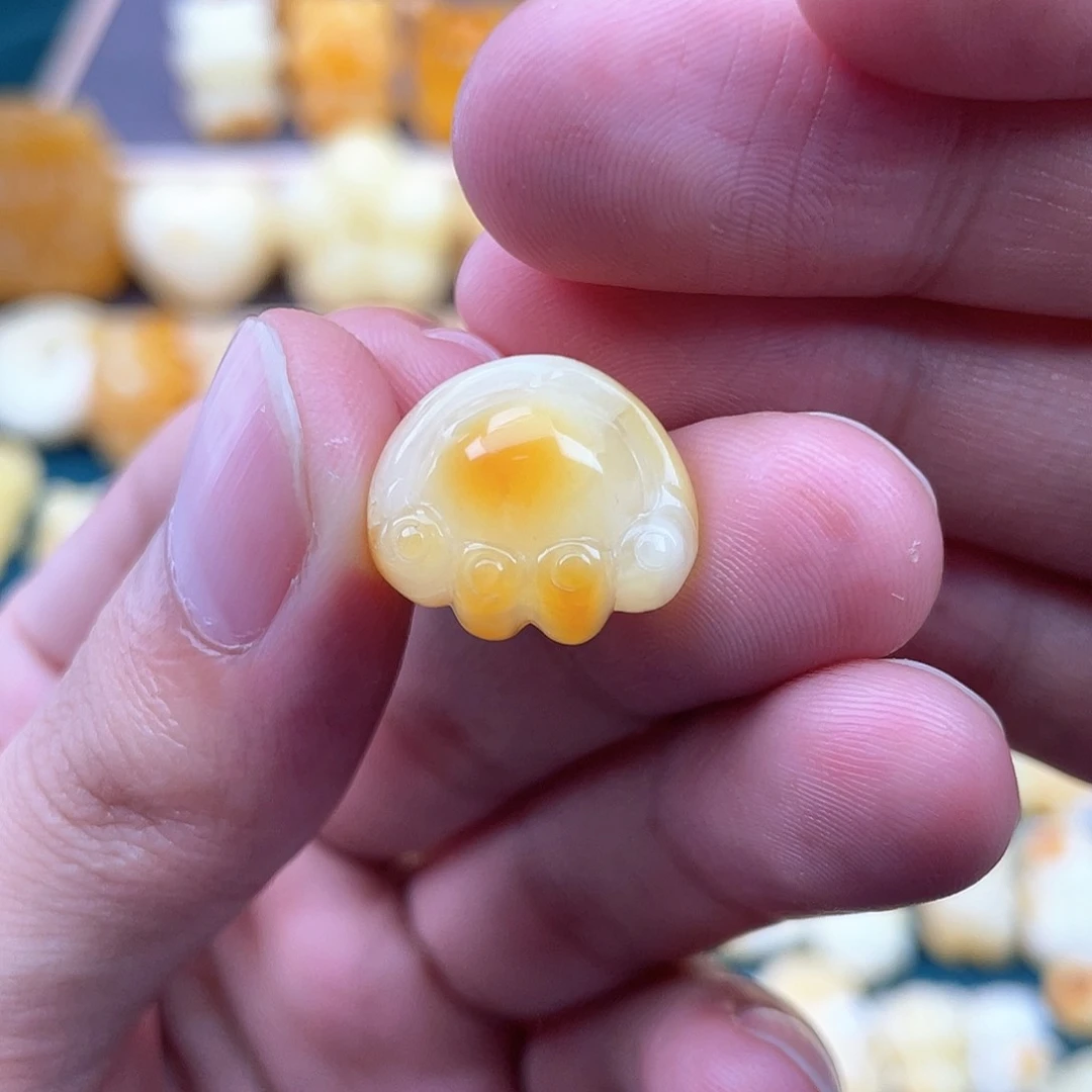 未镶嵌琥珀裸石蜜蜡