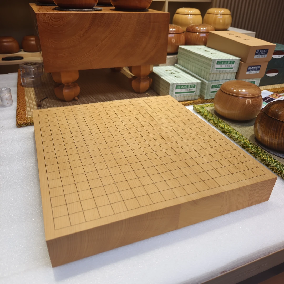 T66日本熊须健一作本榧二寸厚三拼盘实木桌上围棋盘太刀目盛收藏