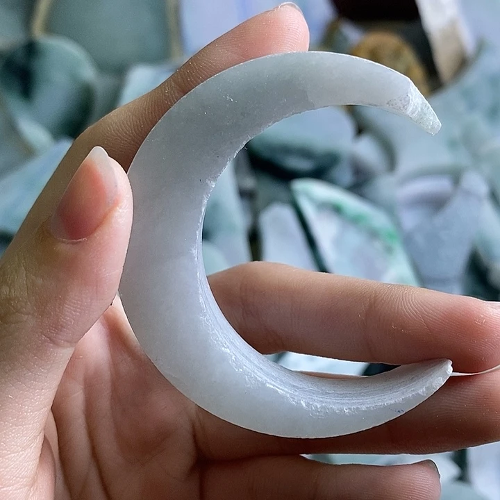 翡翠未镶嵌颈饰纯天然翡翠