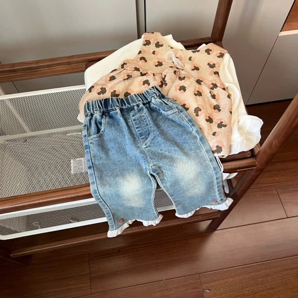 【编号F943】26830-13-儿童花朵背心牛仔裤三件套咖底花色-LBM