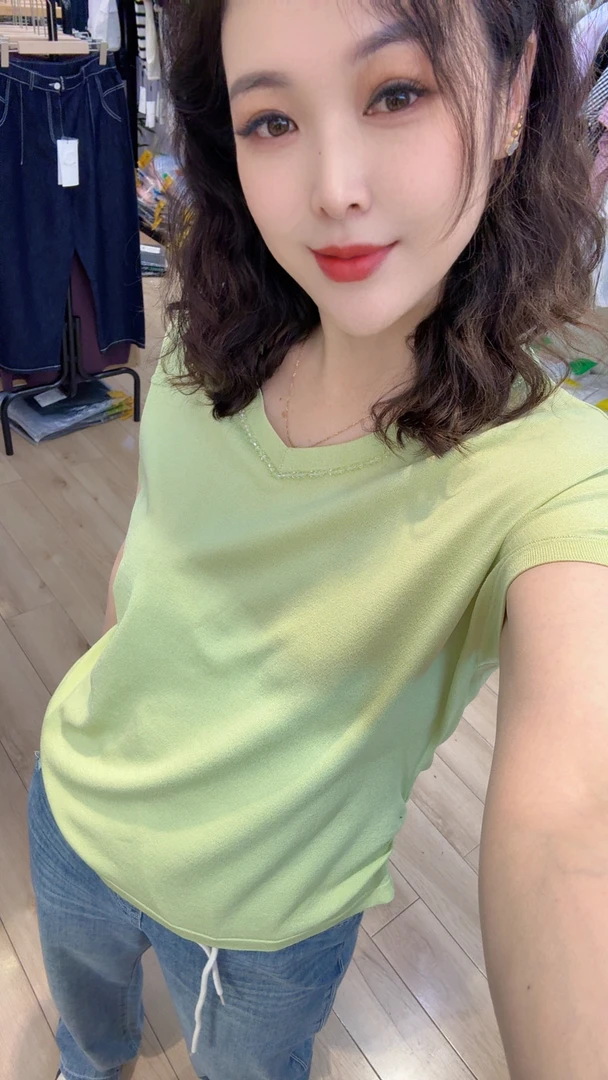 步衣岛2025夏季新款7506-时尚洋气 毛织针套头衫