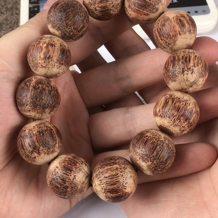 降真香手串/手链2.0白棋糖结金丝蜜结