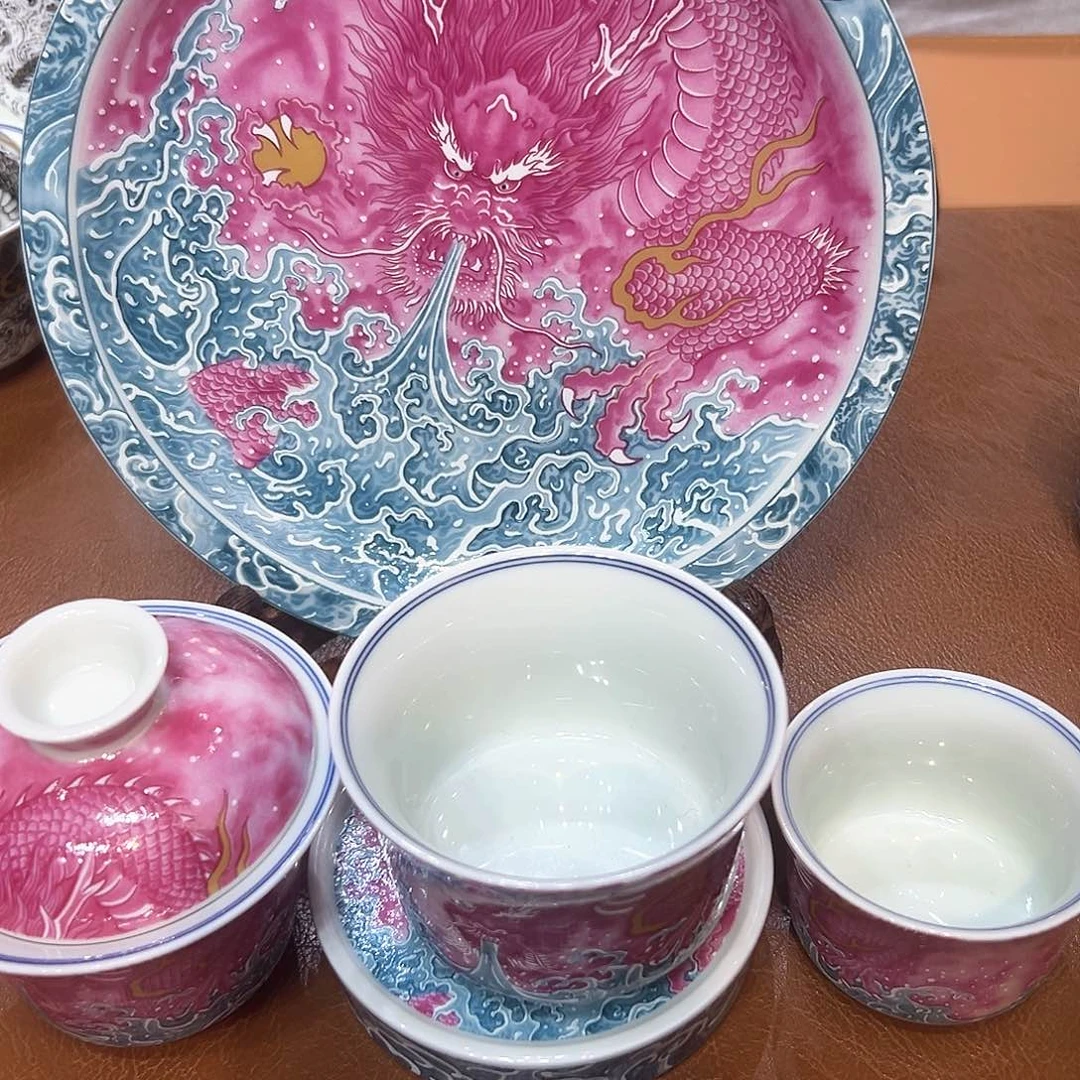 摆件景德镇市的中心城区是我国的著名